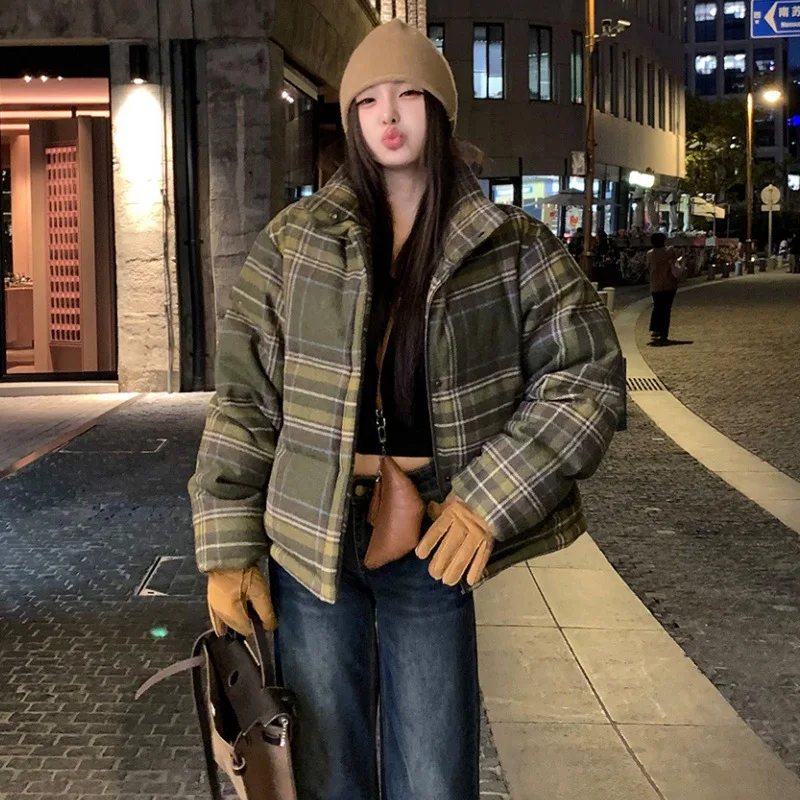 Jaket Wanita Musim Dingin Model Pendek Kerah Tegak Berbahan Fleece, Mantel Hangat, Atasan Tebal, Pakaian Katun Lembut nan Elegan