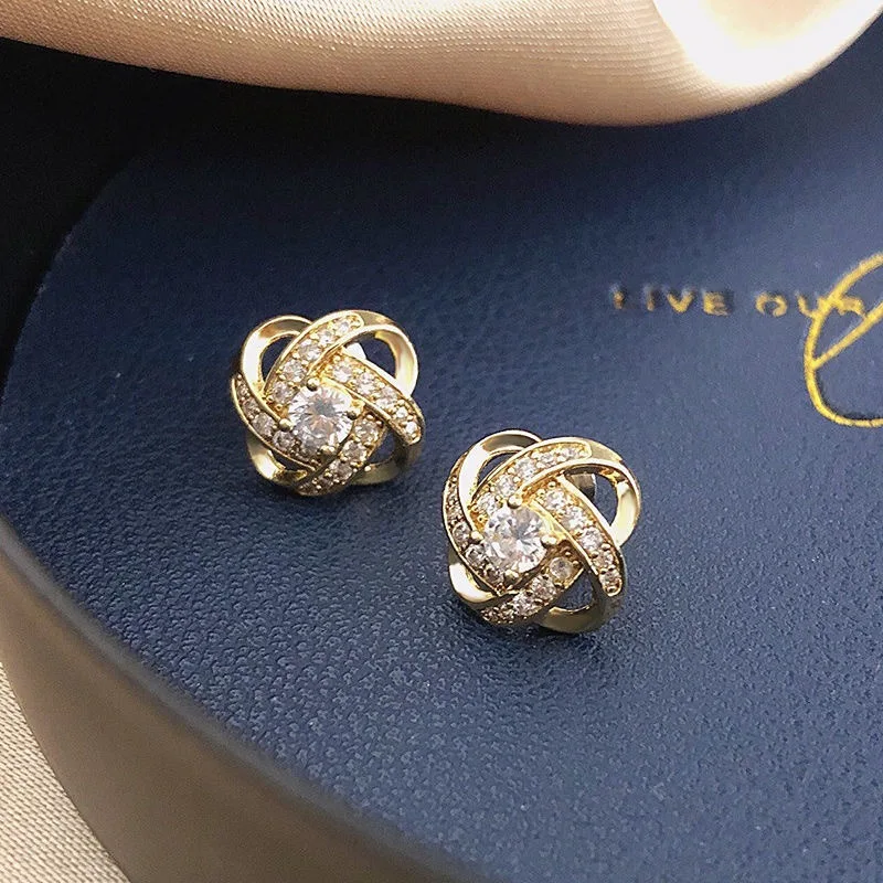 Exquisite Women Girls Cross Crystal Earrings Jewelry Korean Style Fashion Lady Elegant Shiny Boutique Decoration Ear Rings