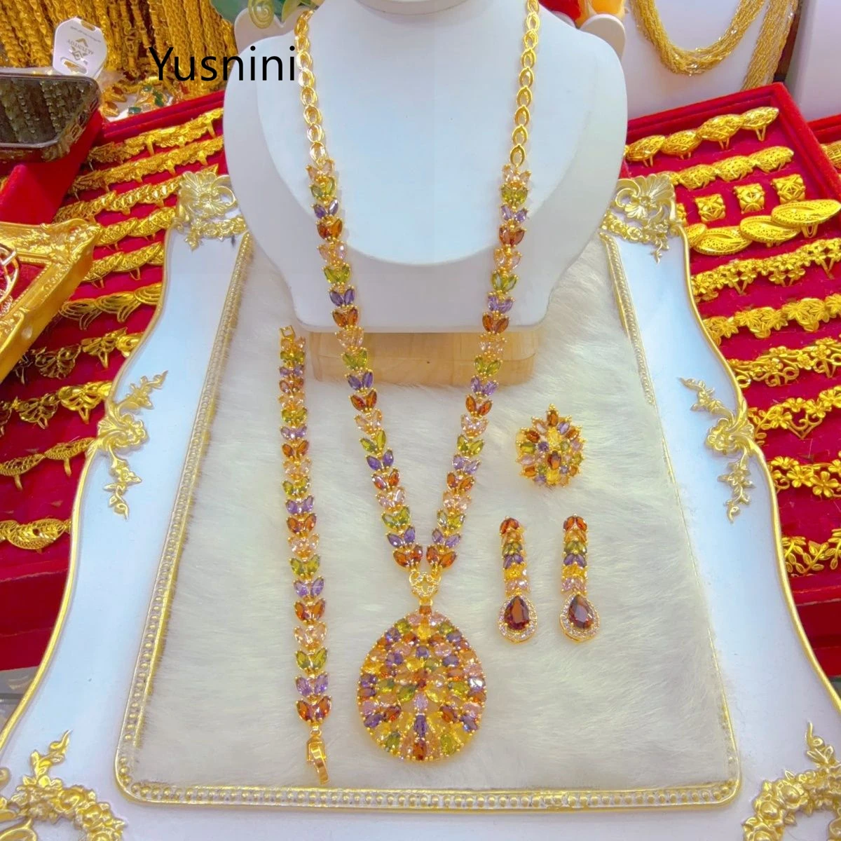Hot Selling Fashion Women's Jewelry Set Dubai Italian High-End Jewelry Necklace Earrings Bracelet Ring Wedding Party Accessories