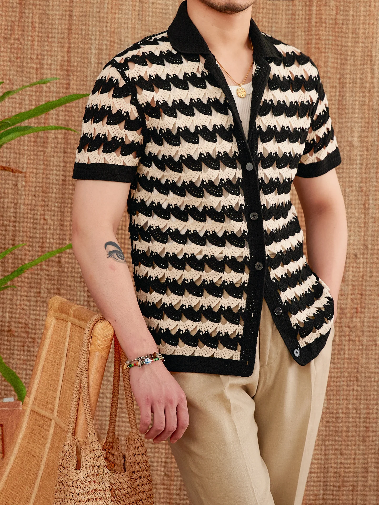 

Mr. Deer Tee Summer ort Sve Knitted Open Cardigan Faionable Striped Bla White Fi Sc Hollow out Knitwear for Men