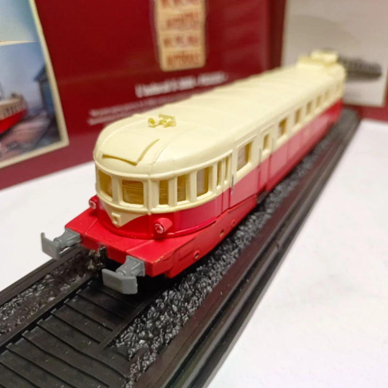 ATLAS 1:87 X-2100 SNCF VH รถรางจําลองรถไฟคอลเลกชันจอแสดงผลของเล่นเครื่องประดับของขวัญ