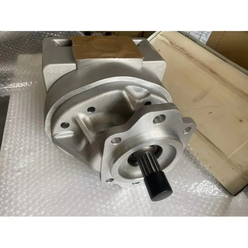 D155AX-5 Engine Hydraulic Pump Assembly 705-51-30290 705-52-40160 Product Machinery Parts