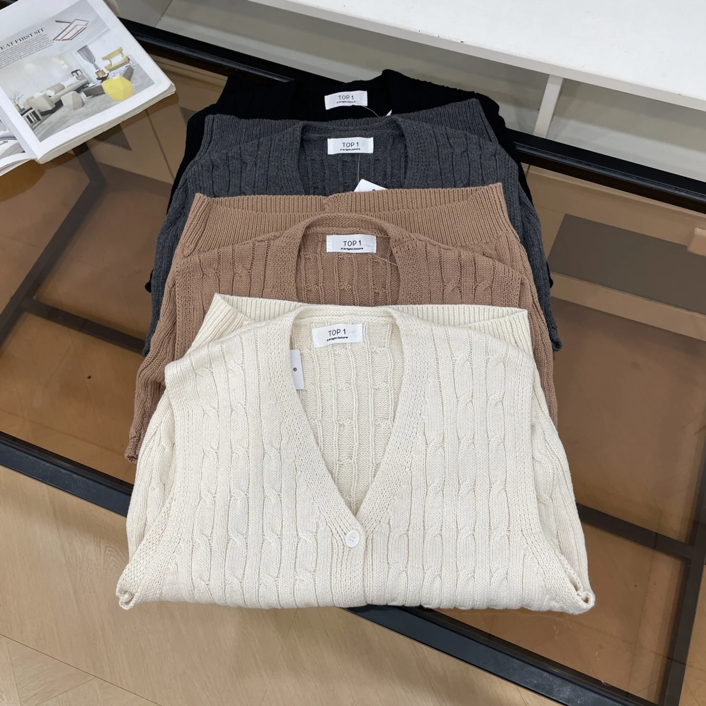 سترة نسائية ذات لون نقي من Faionable بزر واحد لخريف وشتاء جديد Sle بسيط ومتعدد الاستخدامات أنبوب مستقيم من البولي ايثيلين... #5