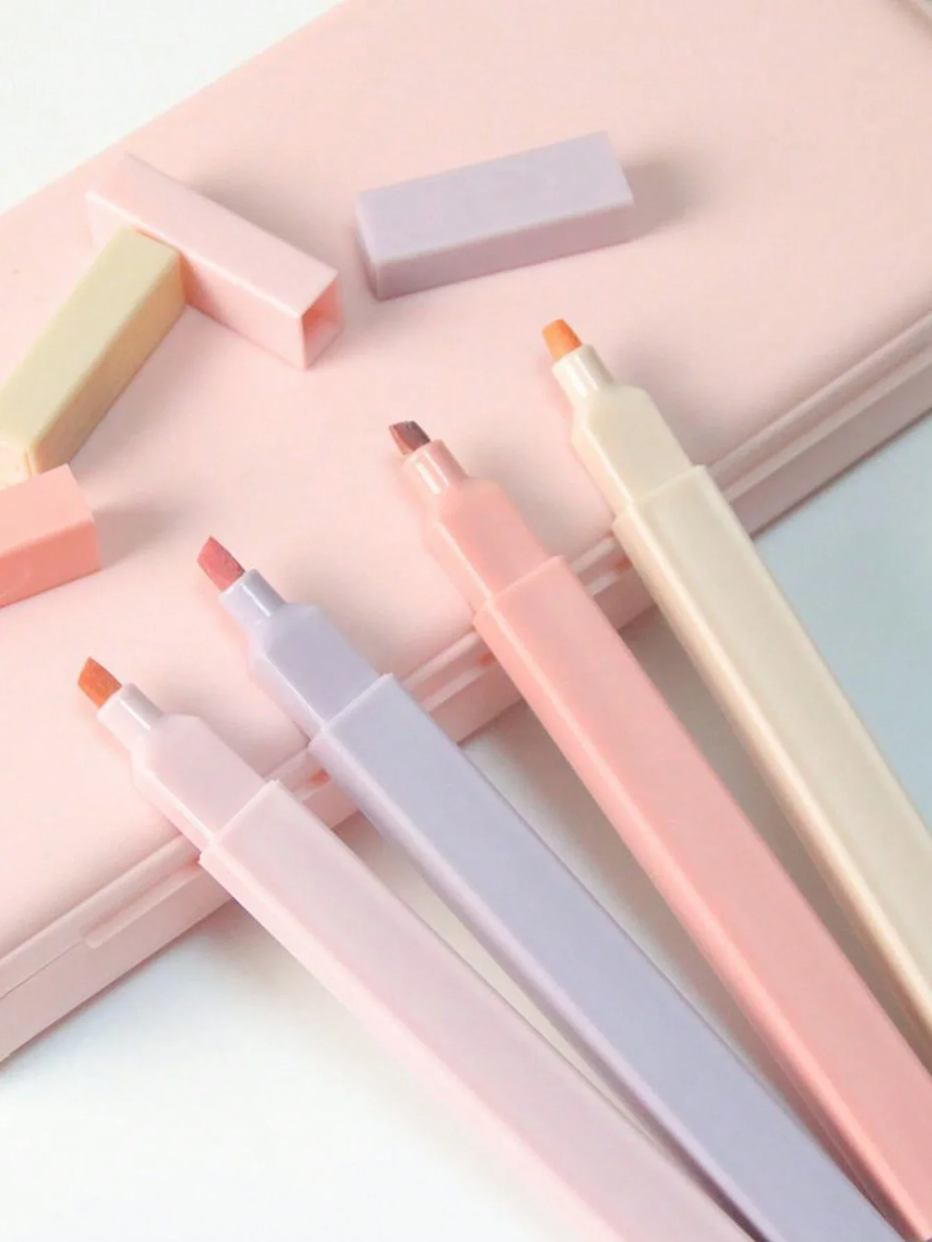 

6pcs/Set Soft Tip Highlighter Light Color Kawaii Marker Pen DIY Photo Album Journal Fluorescent Student Stationery Pens