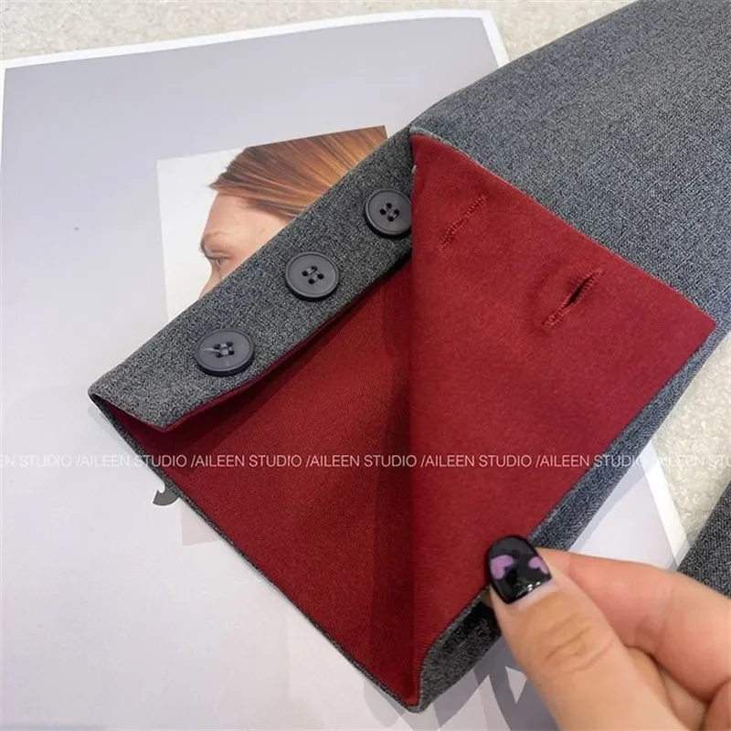 2025 Nieuwe Lente Grijs Jasje Vrouwen Koreaanse Mode Contrasterende Gesplitste Bloemen Jas Kantoor Dame Losse Ontwerp Bloemen Uitloper