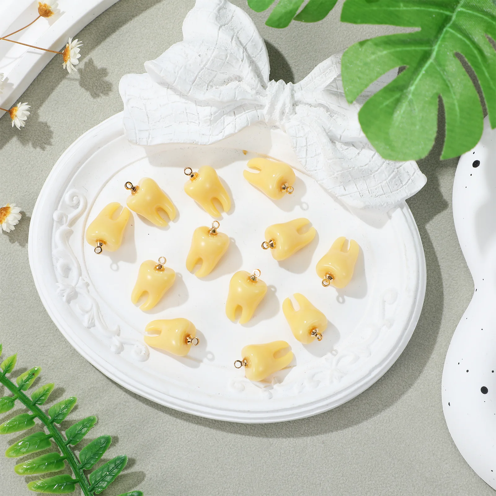 

12Pcs Delicate Resin Baby Teeth Charms DIY Jewelry Making Accessories for Necklace Bracelet Keychain Craft Pendant Ornament