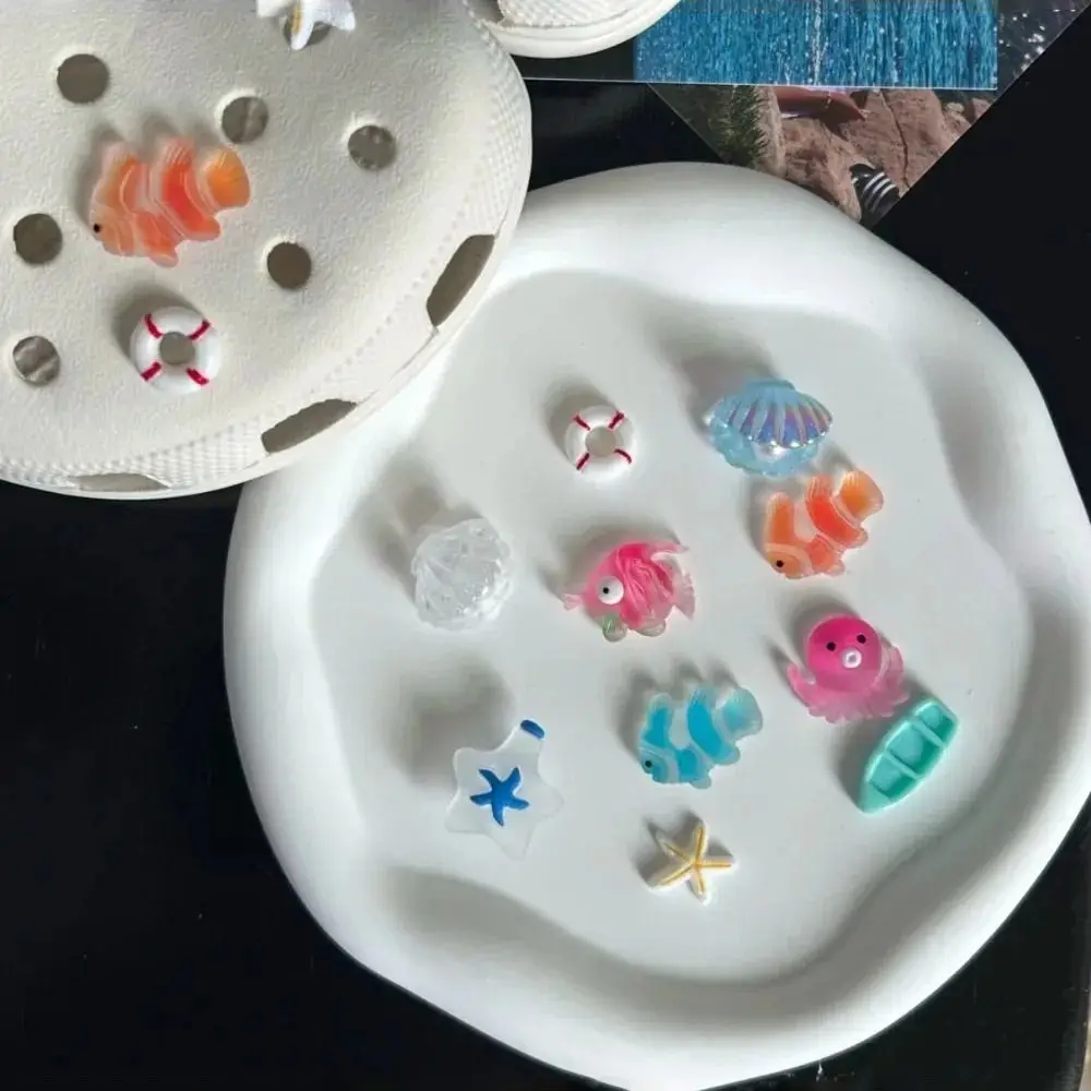10Pcs Shell Marine Animal Shoe Charms Detachable Removable Shoe Decorations Clip Buckle DIY Beach Hole Shoes Charms Hole Shoes