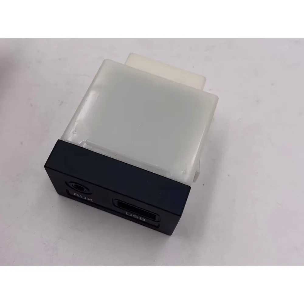 Models USB Port AUX Module Assembly for K3 OEM 96120-A7300 96120A7300