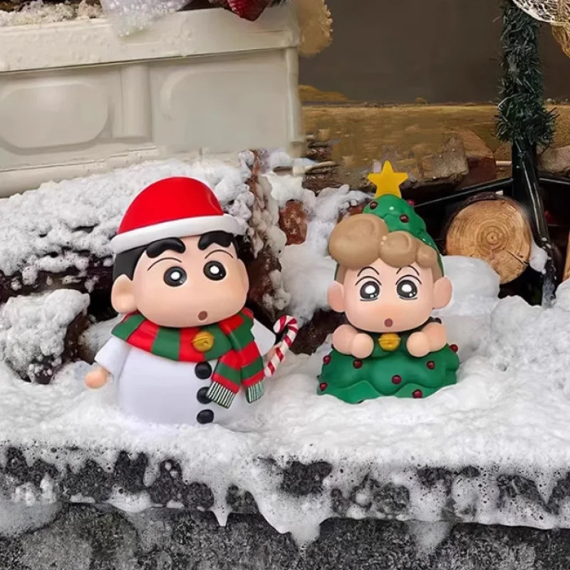 Crayon Shin-chan Pupazzo di neve di Natale Figure anime Giocattolo bambola per collezione Regalo di compleanno Ornamento carino