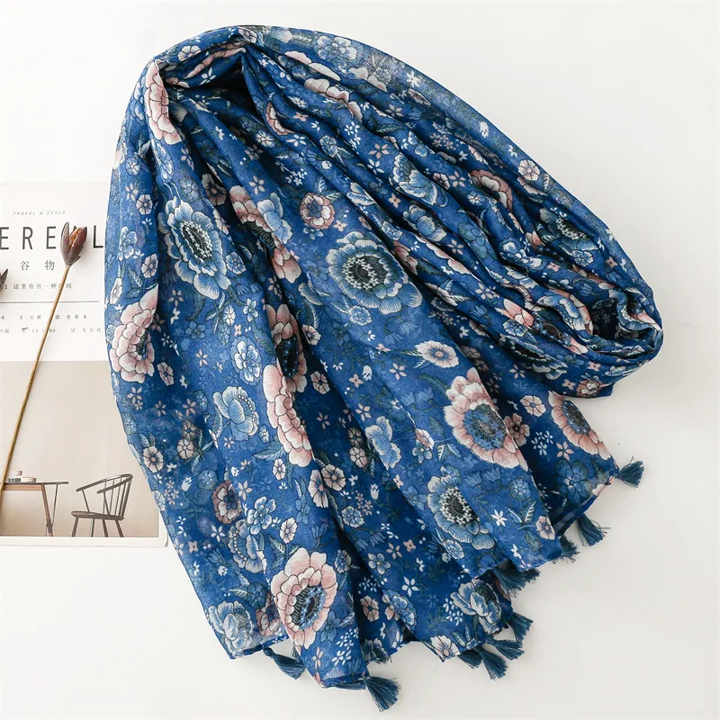 Bufanda de diseñador de marca de lujo, bufanda con estampado Floral azul Vintage para mujer, bufandas de Otoño Invierno, calentador de cuello, Hijab