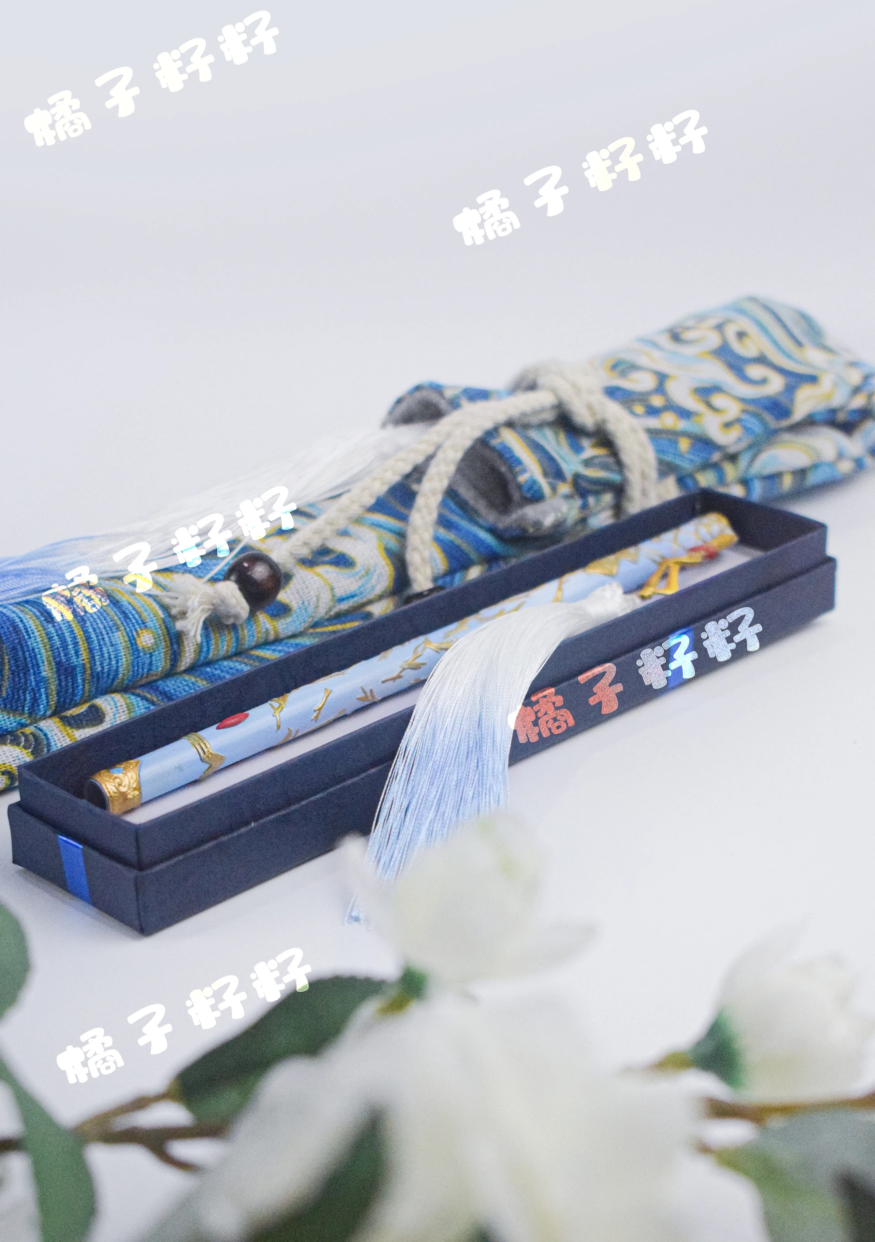 ความรักและ Deepspace Rafayel คอสเพลย์ Prop Rafayel ขลุ่ย Lemurian Sea God ขลุ่ยอาวุธ Mistsea Descent สําหรับ Hallowmas Party Prop