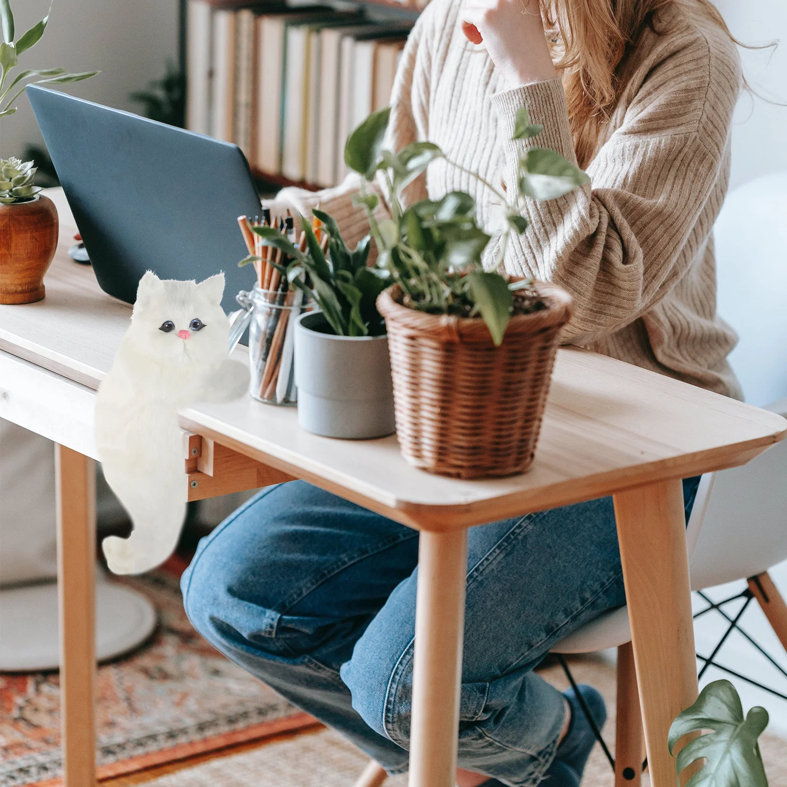 

1Pcs Fake Cat Hanging Decor Simulation Pet Ornament for Home Office Bookshelf Cabinet Interior Decoration Lovely Feline Shelf