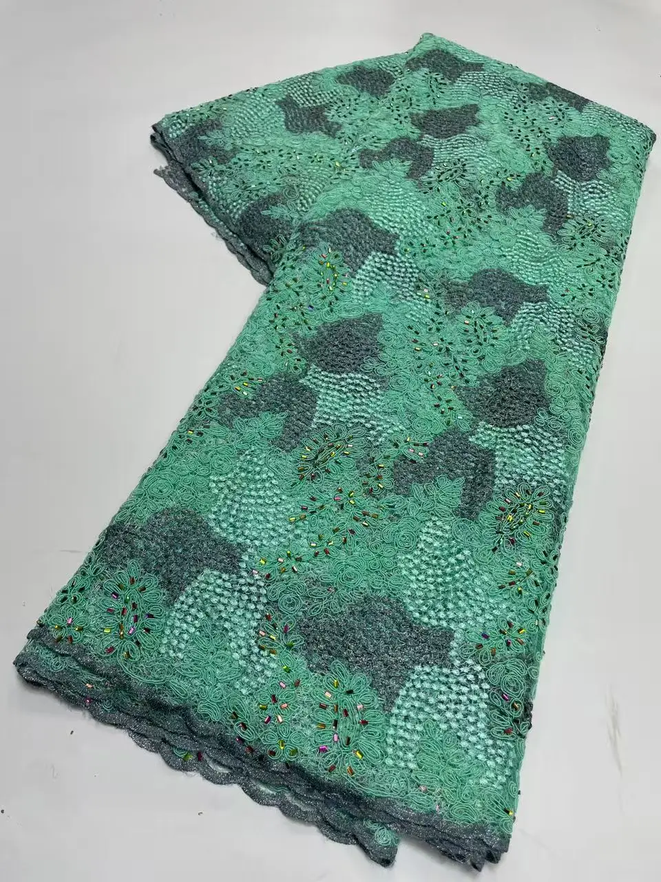 

Новейший дизайн 2026 года: Африканское кружево с камнями, нигерийская сетчатая ткань, высококачественная вышивка для женских платьев, для свадьбы G66-1