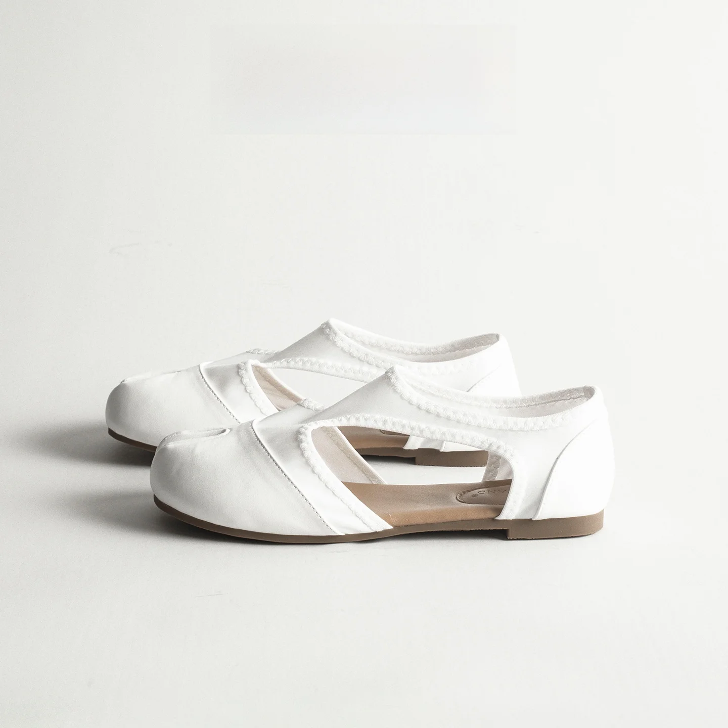 Leather Retro Flat Ballet Shoes Women Summer Versatile Breathable Casual Slip-On Mary Janes Single Shoes Comfortable Rubber Sole