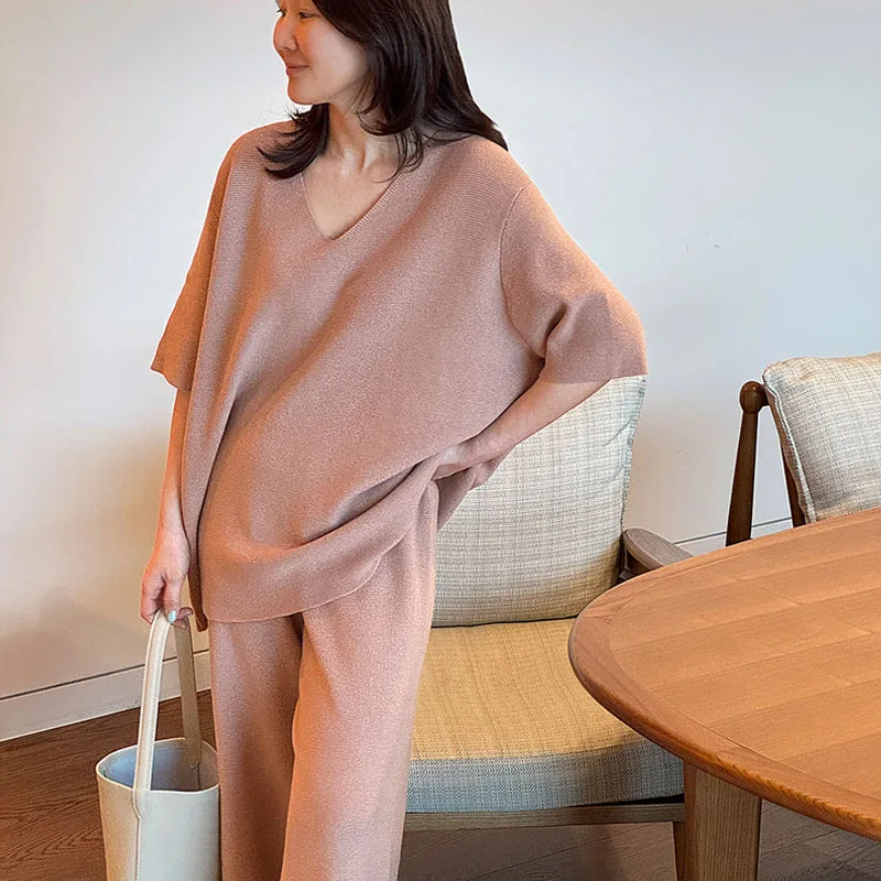 

SuperAen V-neck Short-sleeved Casual T-shirt Knitted 2026 Summer New Loose Wide-leg Pants Casual Slim Office Lady Two-piece Sets