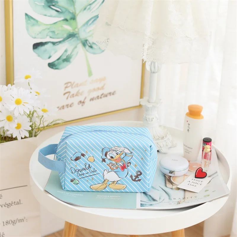 Disney Cartoon Large Capacity Women\'s Cosmetic Bag Clutch Travel Multifunctional Large Capacity Durable PVC Zipper Storage Bag