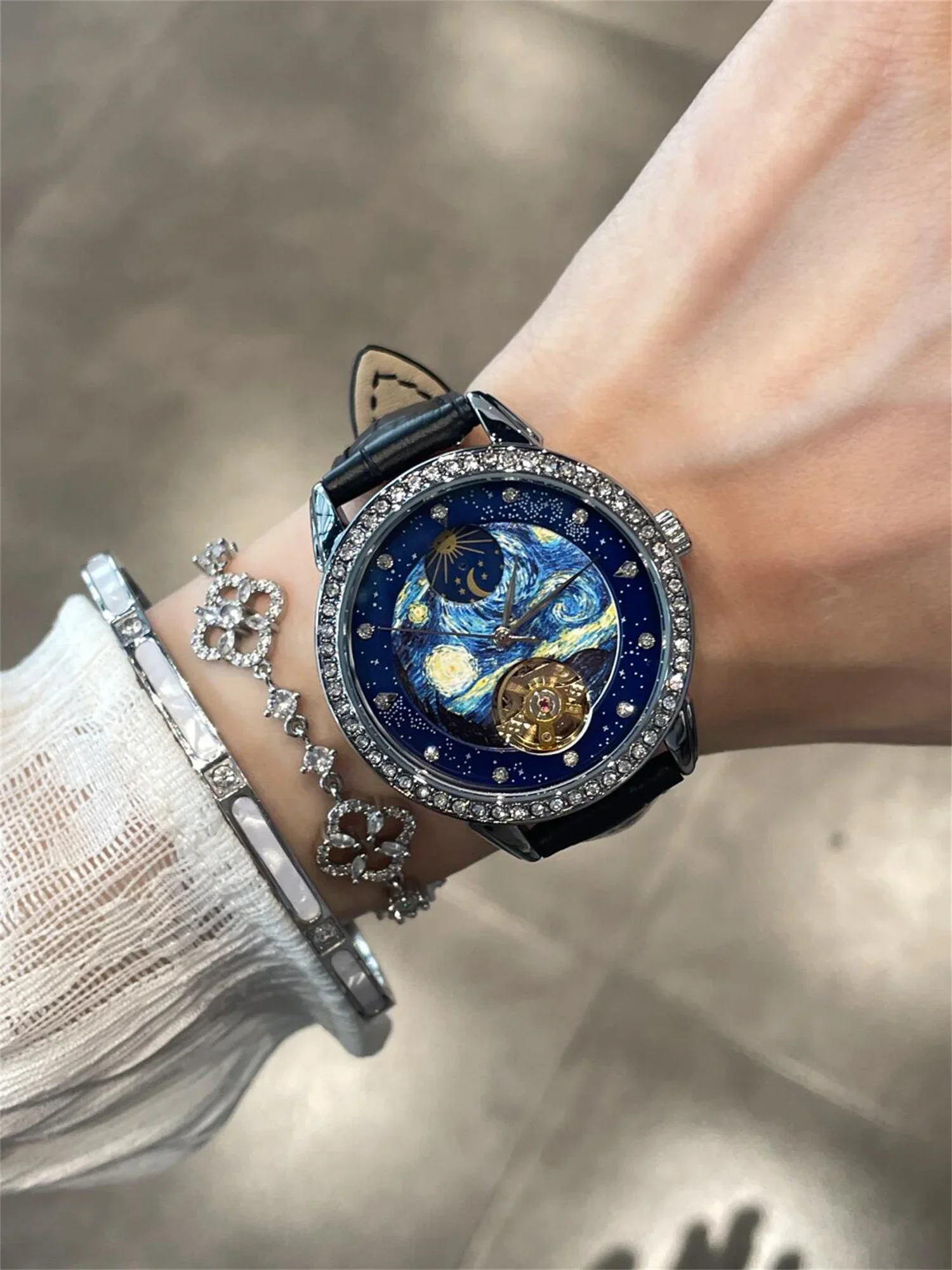 

CILOA Hilo O Van Gogh Starry Sky Watch Women's Full Diamond Light Luxury Niche Brand Genuine 2024 New Women's Watch Tide