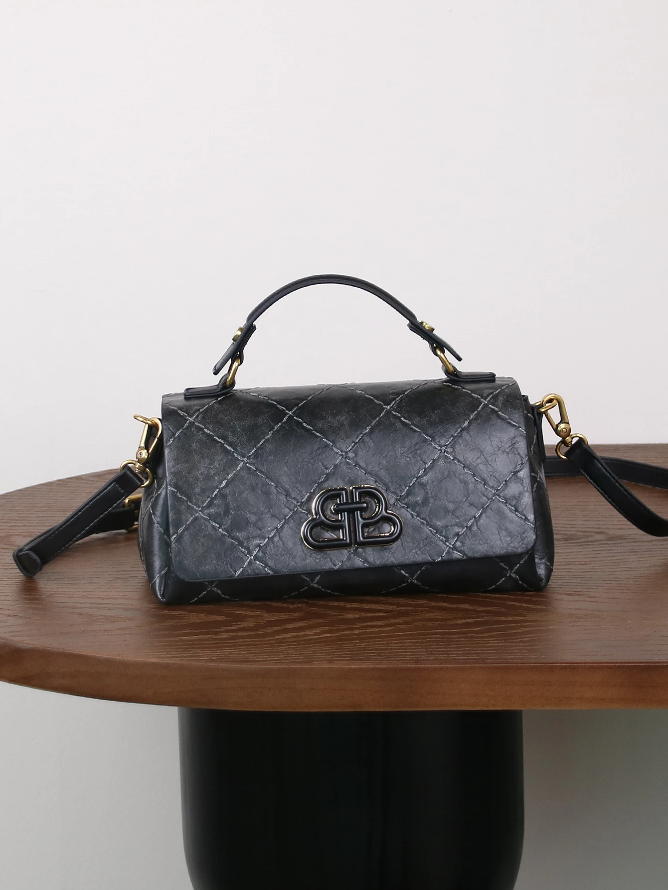 

Новинка 2025 года, портативная маленькая коробка, сумка в стиле ретро с ромбической вышивкой, модная высококачественная сумка Joker на одно плечо diago