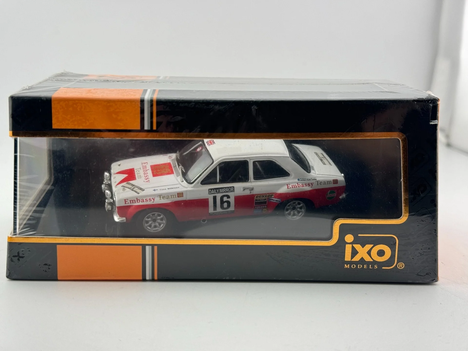 

Diecast IXO 1/43 Scale Ford # 16 Alloy Car Model