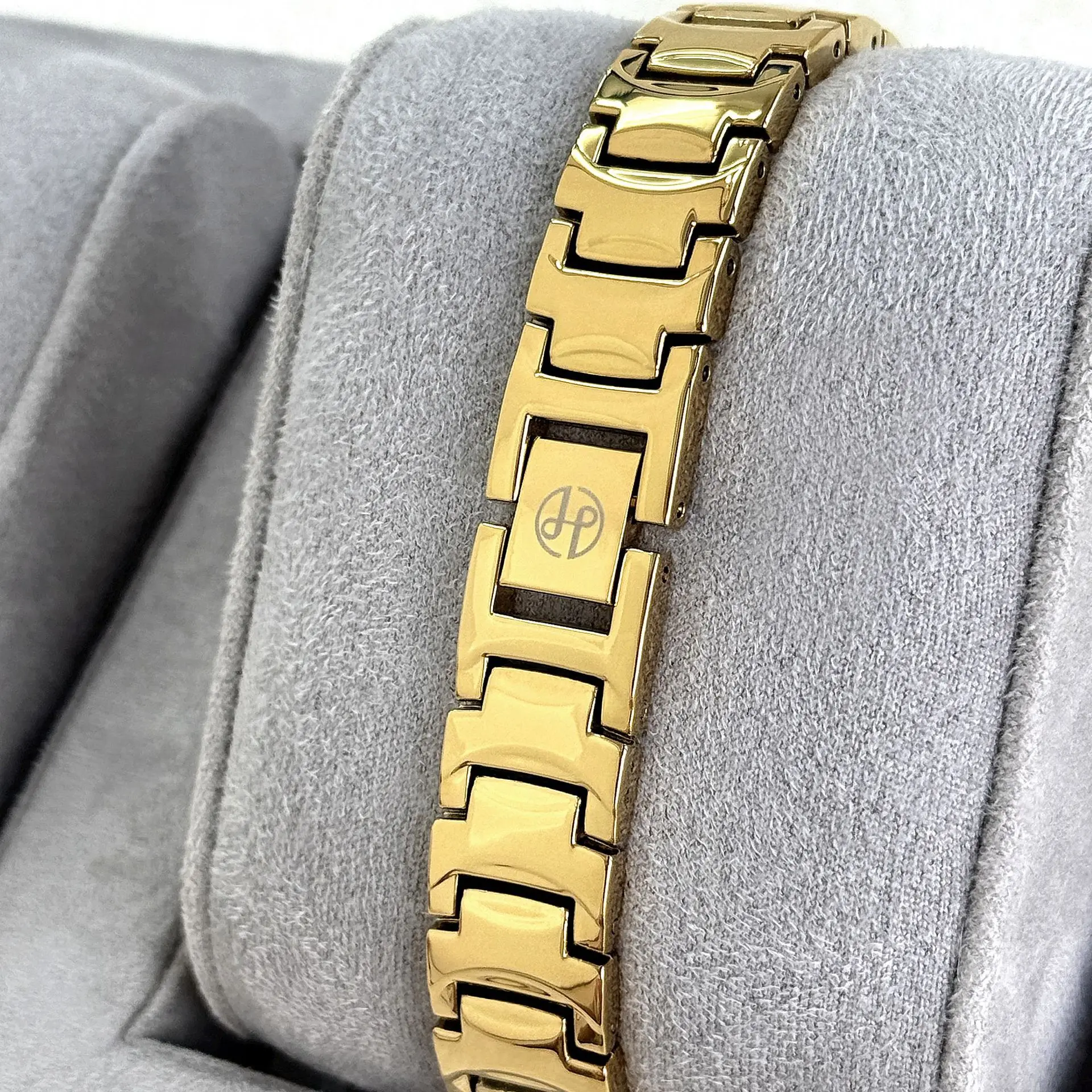High-end Brand Watches Women Simple Fashion Light Luxury Chain Steel Waterproof Ladies Quartz Watch Free box spare battery Gift