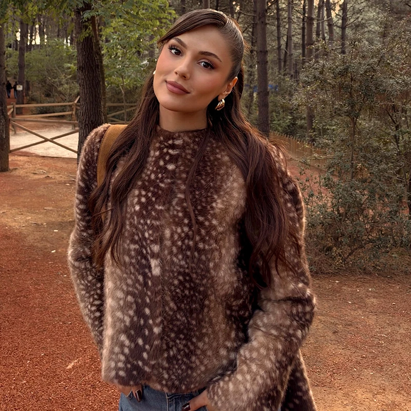Women Stand Collar Faux Fur Short Coat With Scarf Spotted Print Thick Plush Long Sleeve Loose Casual Streetwear Outer Jacket