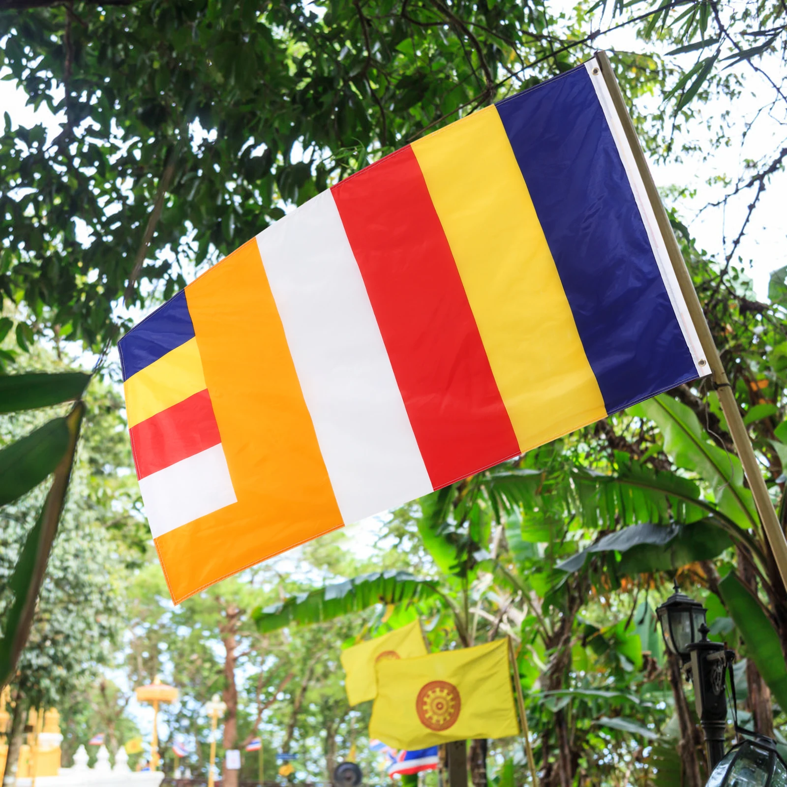 

Polyester Buddhist Flag Colorful Buddha Flag for Blessing Outdoor Indoor Prayer Prayer Flags Bunting