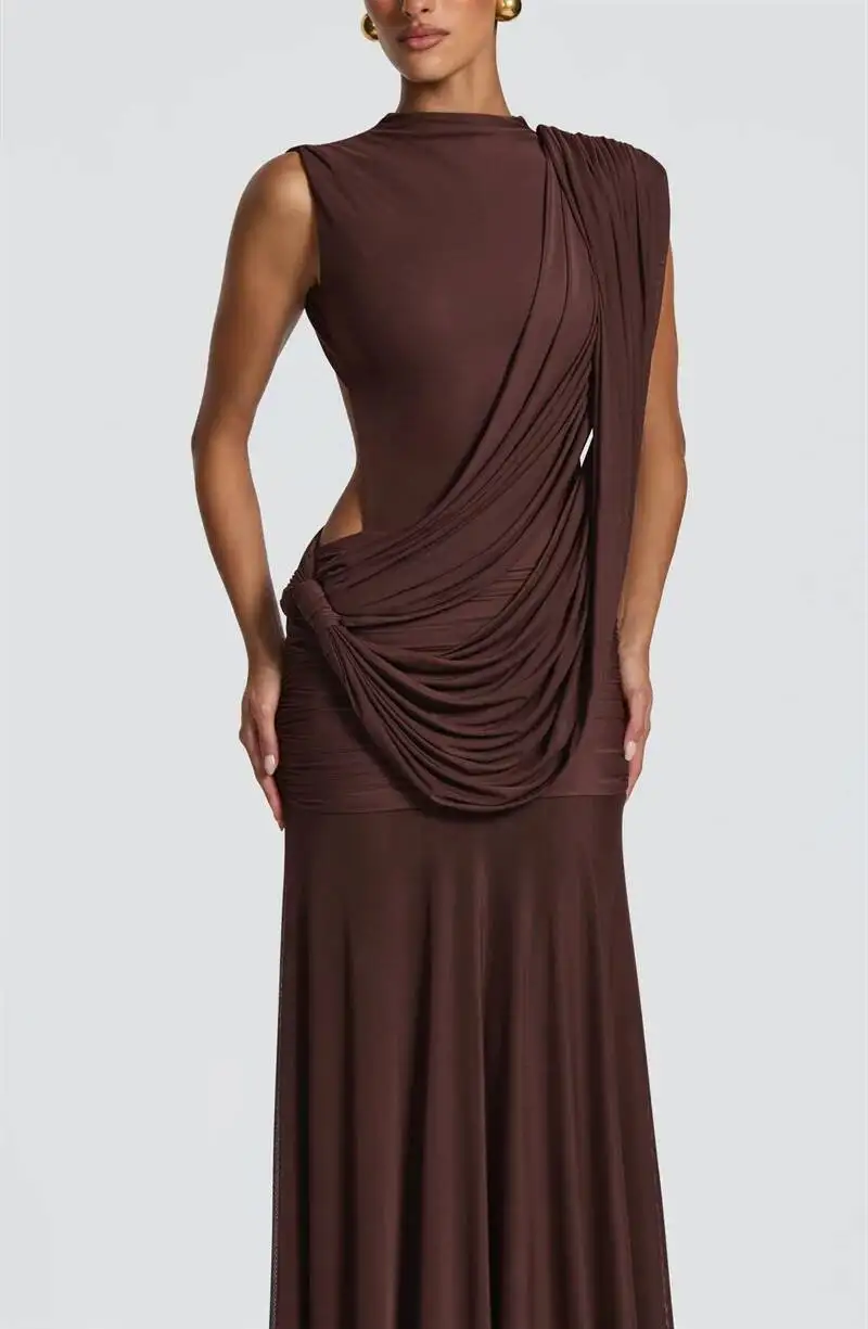 S36-JUNE26_Mireya_PlumBrown-26297-BabyBoo-1212_1174x1800 (1).png