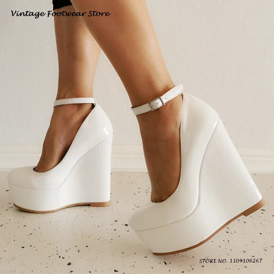 

Белые туфли Мэри Джейн на танкетке и платформе, милые туфли-лодочки с круглым носком, увеличивающие рост, с пряжкой и ремешком, женские весенне-летние туфли на высоком каблуке