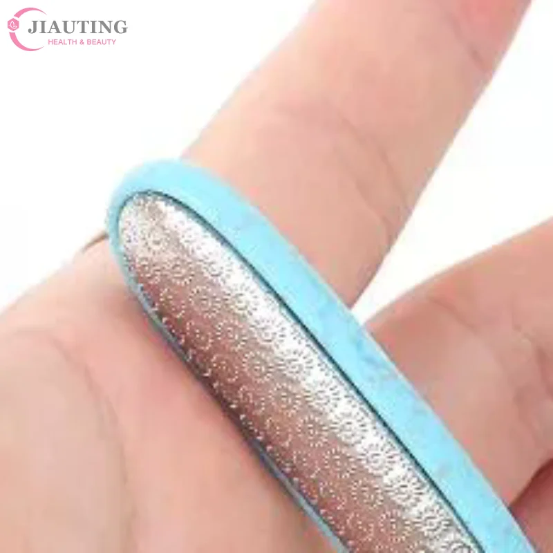 1Pcs Travel Essential Non Slip 3D Curved Foot File Ergonomic Handle Callus Remover For Dead Skin Between Toes Multi Color Optio