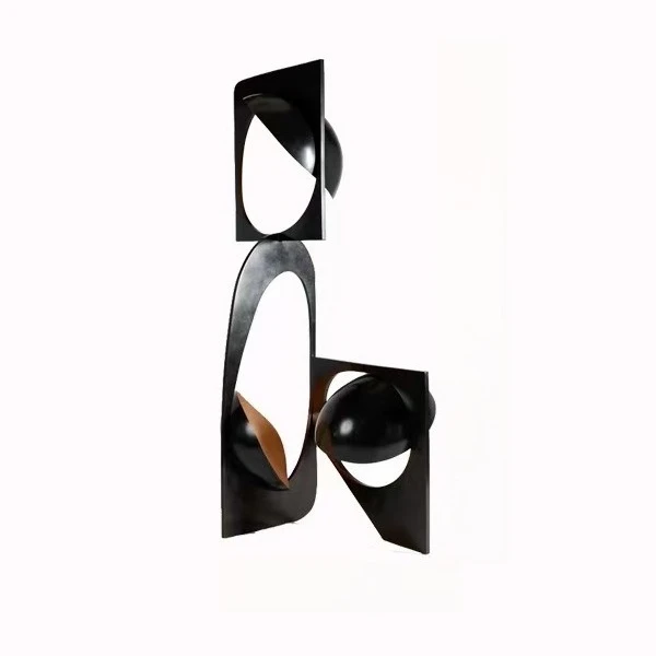 

Living room retro high-end creative design sense vertical light luxury design floor lamp