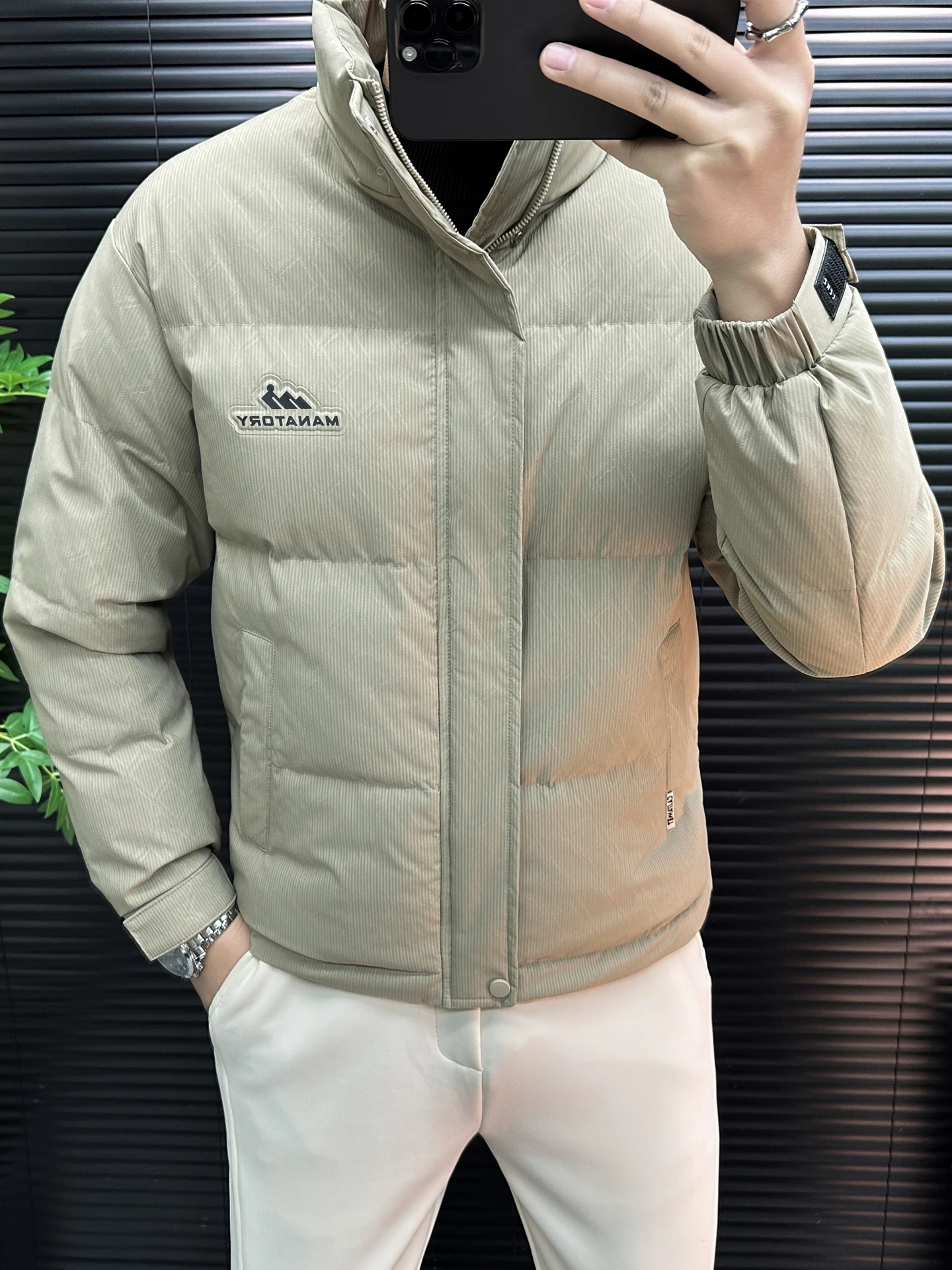 

High-End Men's Winter aphene Cloud Fce Warm Cotton Jaet ort Sle Faionable Slim Fit Cotton Clothes for Youth