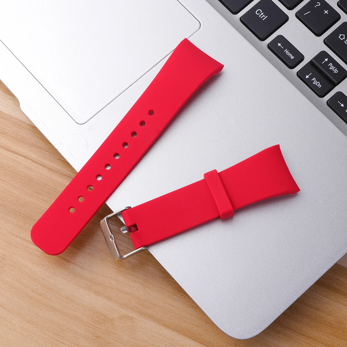 

Silicone Watch Strap Lightweight Durable Permeable Smart Replaceable Wristband Adjustable Size Fitness Sports Wear Safe