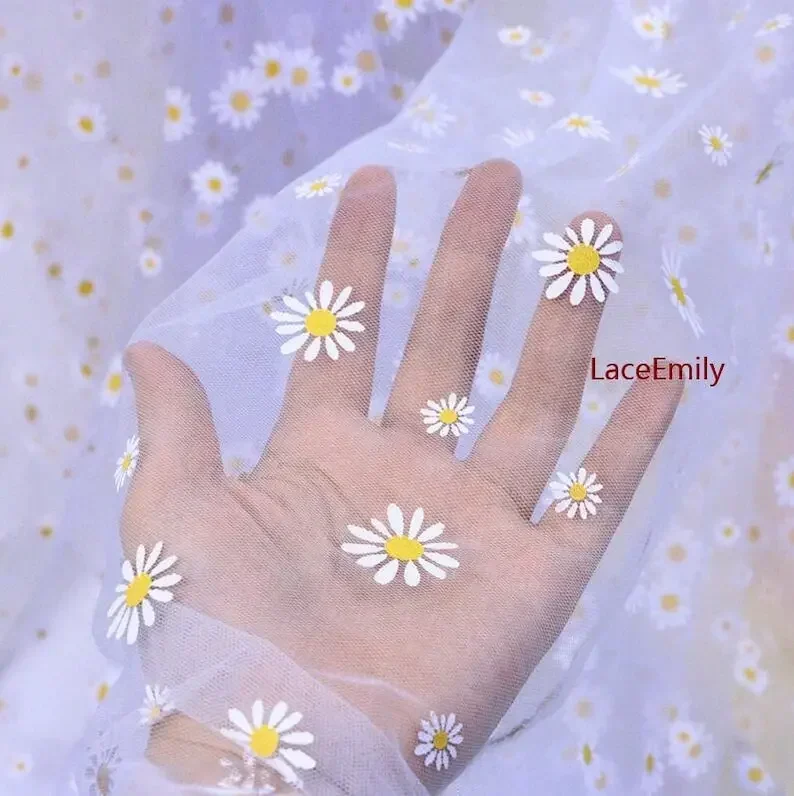 

Красивая кружевная ткань с цветочным принтом ромашки, мягкий тюль с ромашками для свадебного платья, платья для девочек, праздничного платья, детского платья шириной 59 дюймов