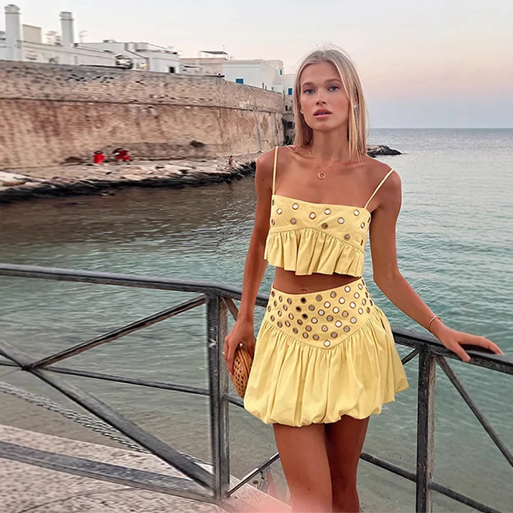 Nuevo Conjunto de falda Halter con dobladillo plisado decorado metálico, conjunto de mujer de fibra de poliéster hasta la rodilla de estilo transfronterizo de verano 2025