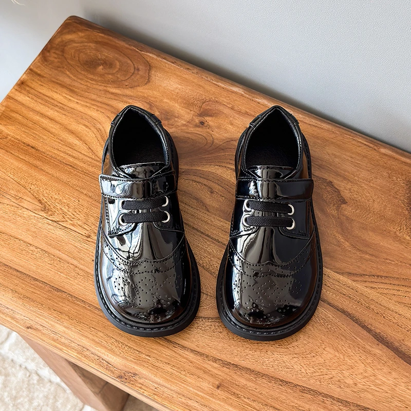 Boys Girls Leather Dress Shoes 2026 New Autumn Kids Classic Loafers Non-slip Classic Carved School Uniform Shoes Party Wedding