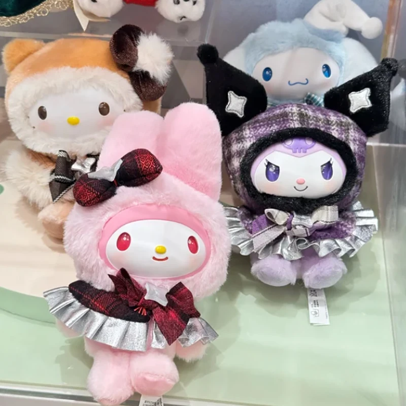 

Виниловая коллекционная фигурка Sanrio Fluffy Style Series: Hello Kitty, Kuromi, Cinnamoroll — милый подарок для девочек
