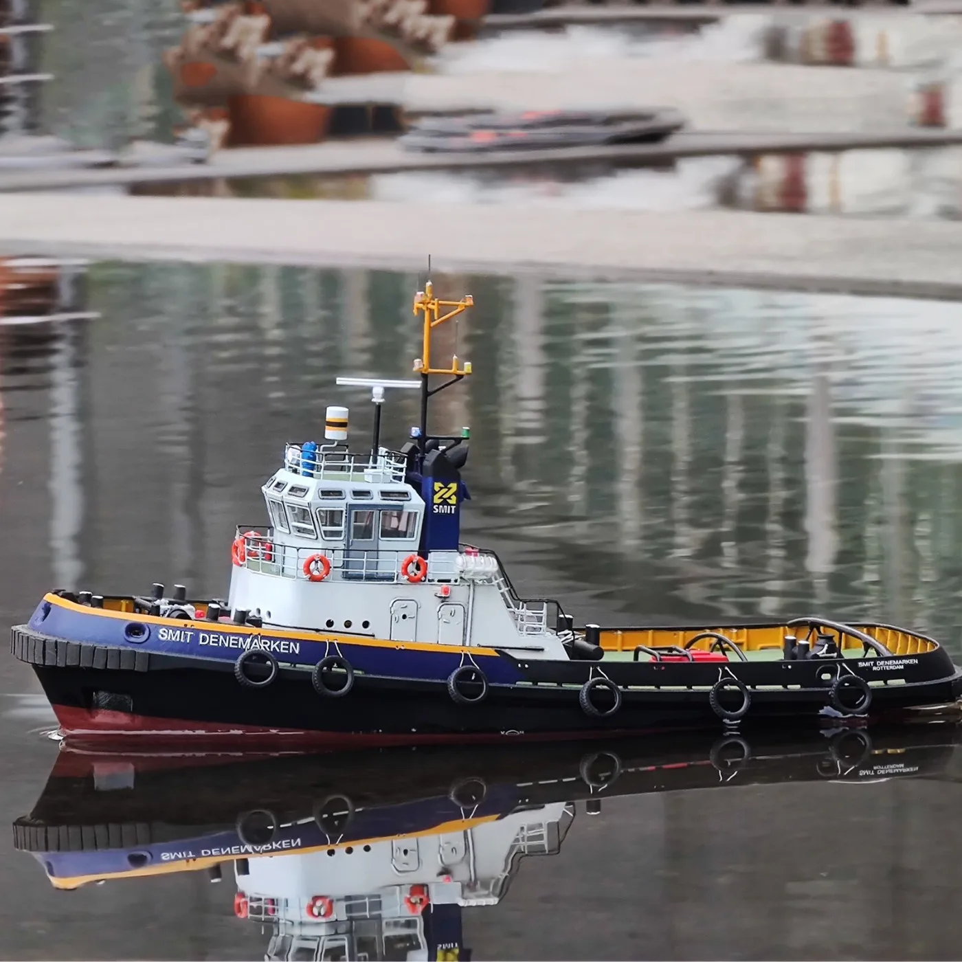 

1/100 Радиоуправляемая лодка 28 см с двумя двигателями, буксир с дистанционным управлением, светоотверждаемая печать, литье, радиоуправляемая лодка, модель RTR, игрушка для мальчика, подарок