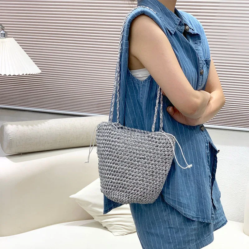 

New women's fashionable hand-woven hollow silver bucket bag lightweight luxury design crochet striatum handbag soft material