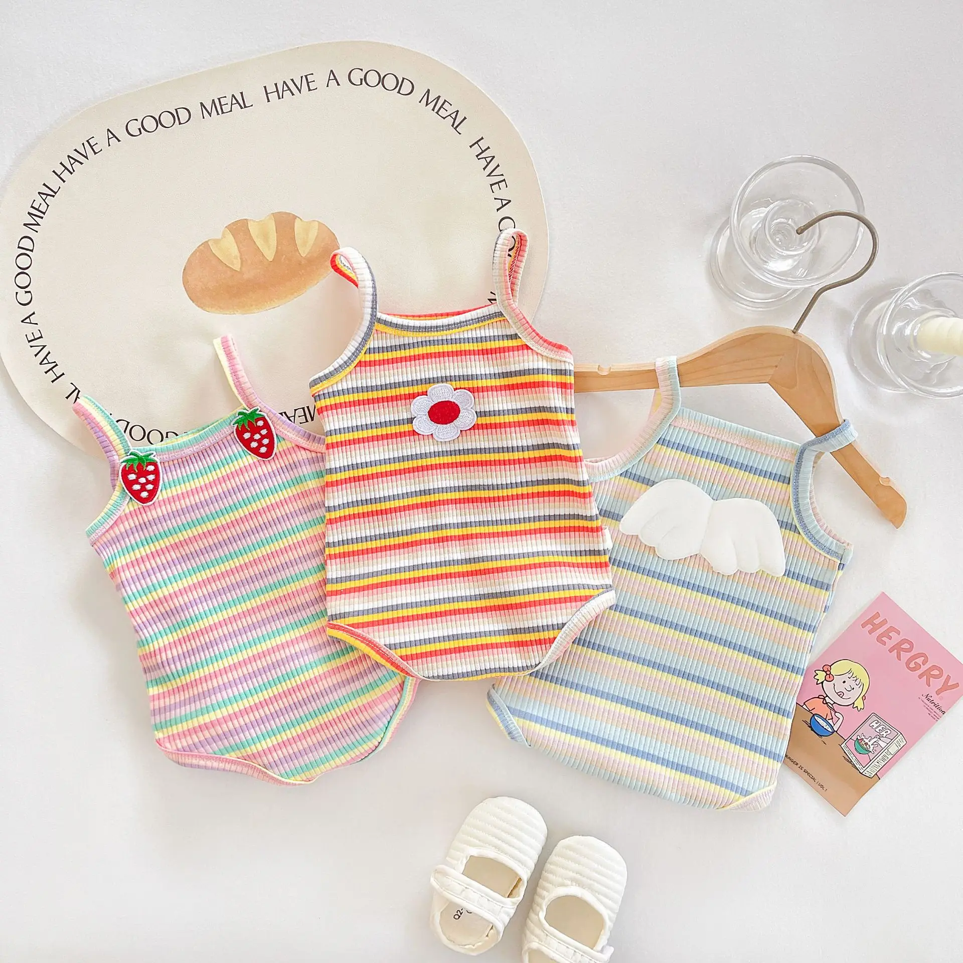 

Тенденции 2025 года! Хлопковая одежда для малышей от 0 до 3 лет — в яркую полоску | Платье с лямкой на шее, комбинезон с тонким жилетом, летние комбинезоны для новорожденных