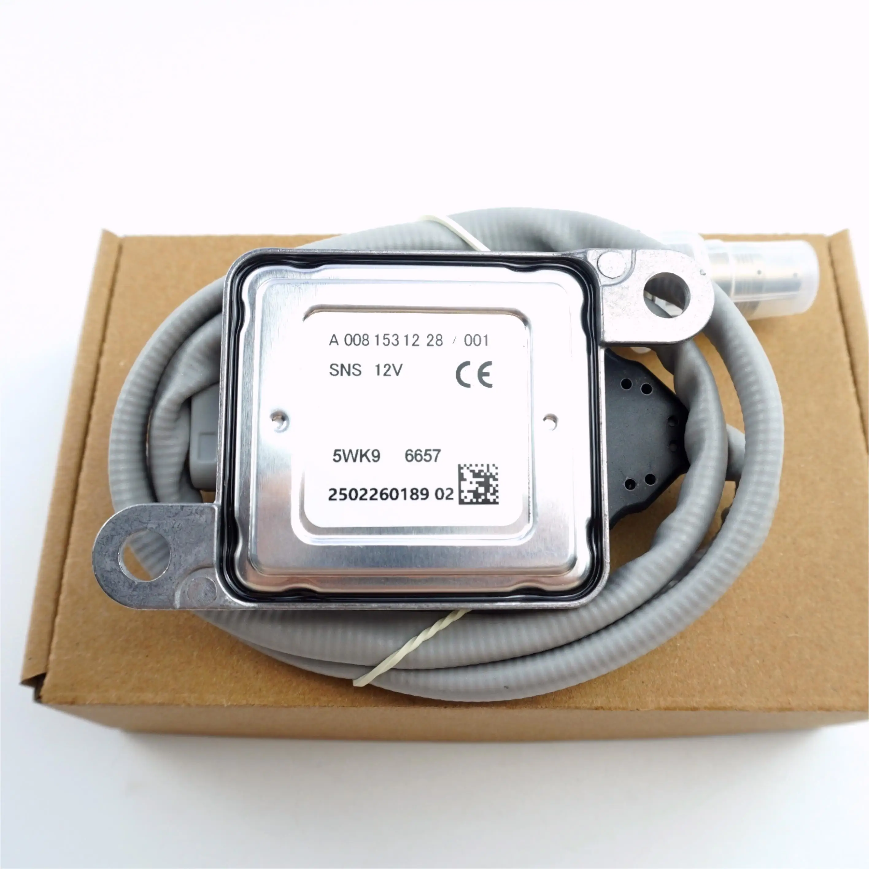 

Совершенно новый 5WK9 6657 A0081531228 5WK96657 новый датчик оксида азота Nox датчик для аксессуаров Mercedes-Benz на заказ этикетки