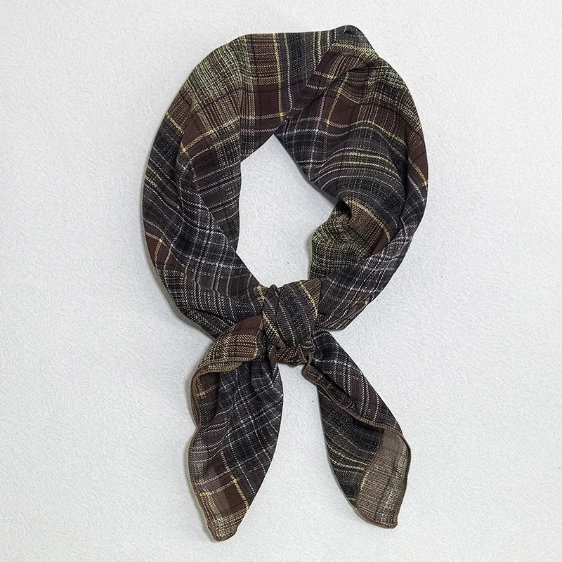 

Retro-inspired Striped Square Scarf Neck Warmer Set Niche-market Scarf with Versatile Charm New-style Decorative Silk Scarf