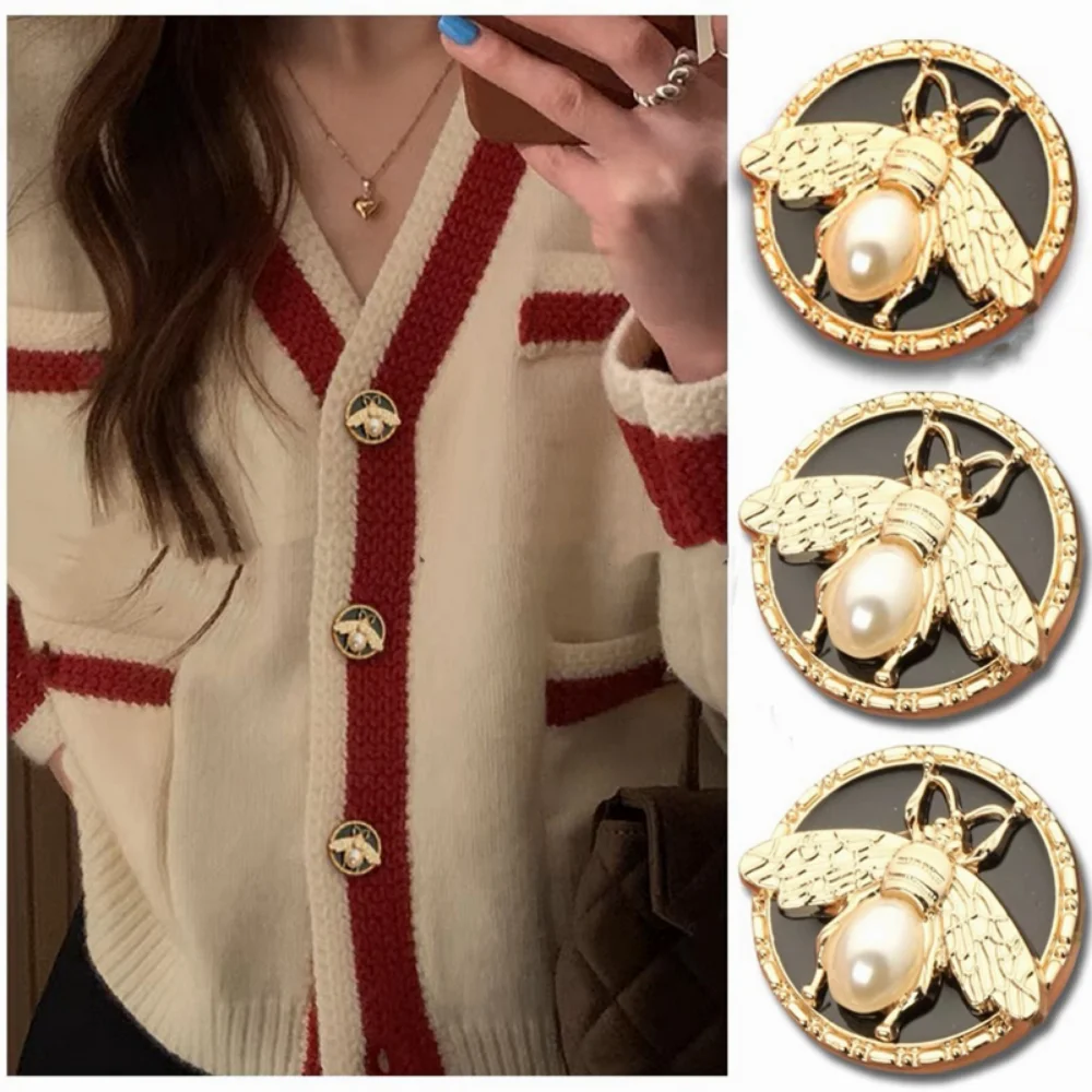 6 Pieces Bee Design High-Grade Pearl Buttons Fashion Women\'s Knitted Sweater Dress Suit Coat Decoration Handmade Sewing Buttons