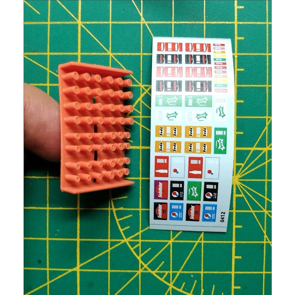 

1:35 Scale 3D Print Water Bottle Drink Bottle Soda Cans Cardboard Box Military Tank Assembly Building Model Kit Upgrading Scene