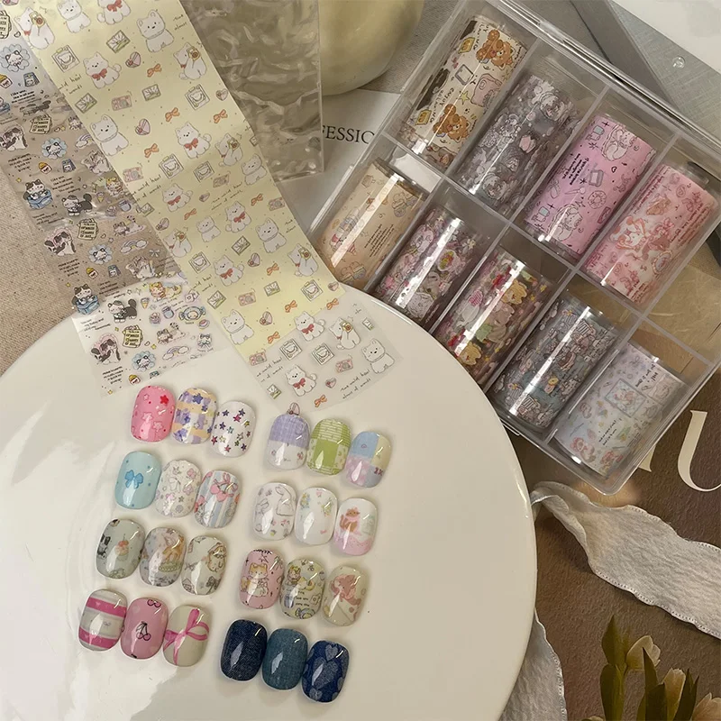 KANIU 10 Rollen pro Box Frühlings-Themen Niedliche Mädchenhafte Designs Gittermuster Sternmuster Entzückende Tiermotive Nagelkunst-Transferpapier