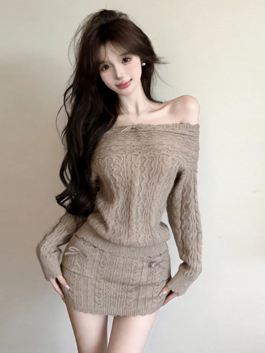 Sexy Knitted Sweater And  Skirt Set Slim Fit Shoulder Bared One-Shoulder Design mid High Waist A-Line Skirt Autumn Wear
