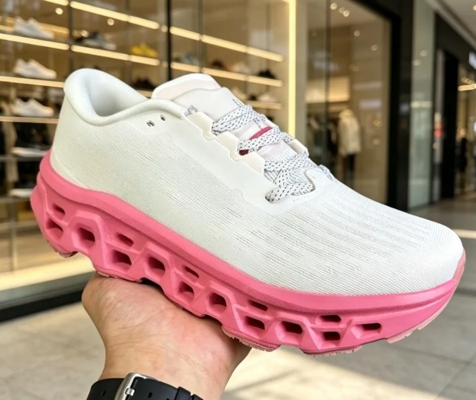 Thick-Sole Height-Increasing Comfortable Ultra-Light Trail Running Marathon Sneakers for Men Women. view 2