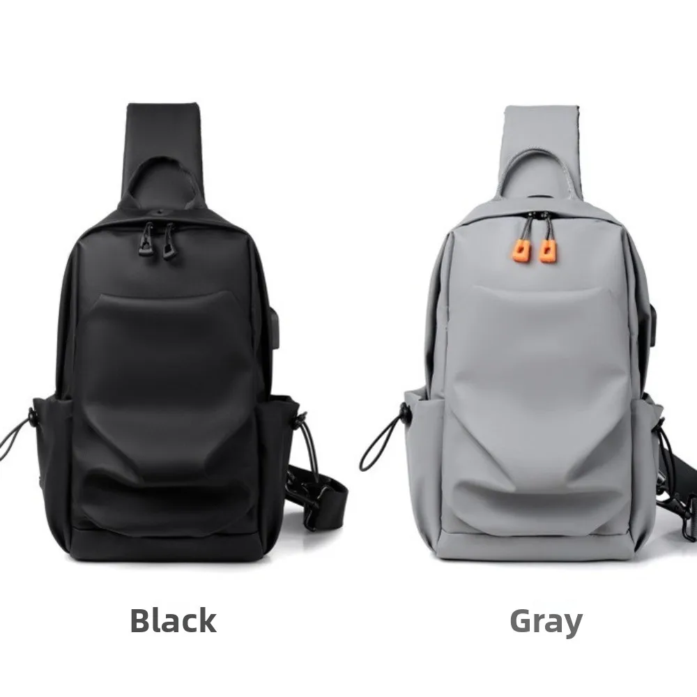 حقيبة صدر للرجال قابلة للتنفس مزودة بمنفذ USB وحزام قابل للتعديل وحقيبة كتف خارجية ذات سعة كبيرة وحقيبة رياضية بسيطة للأولاد