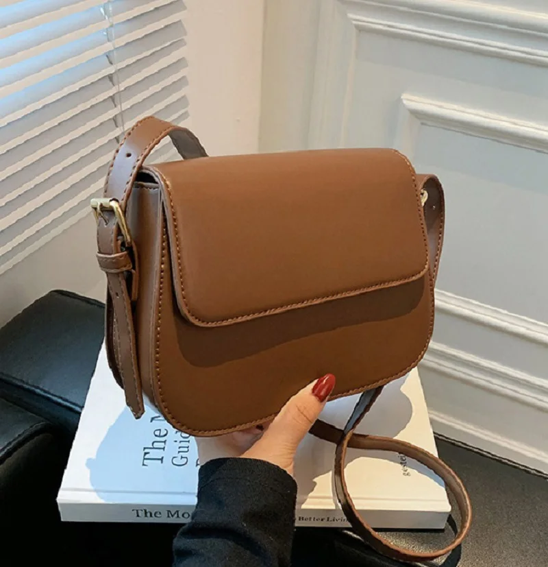 

Simplicity Trendy Saddle Shoulder Bag Women PU Leather Crossbody Bag Simple Solid Color Flap Messenger Bag Designer Handbags Pou