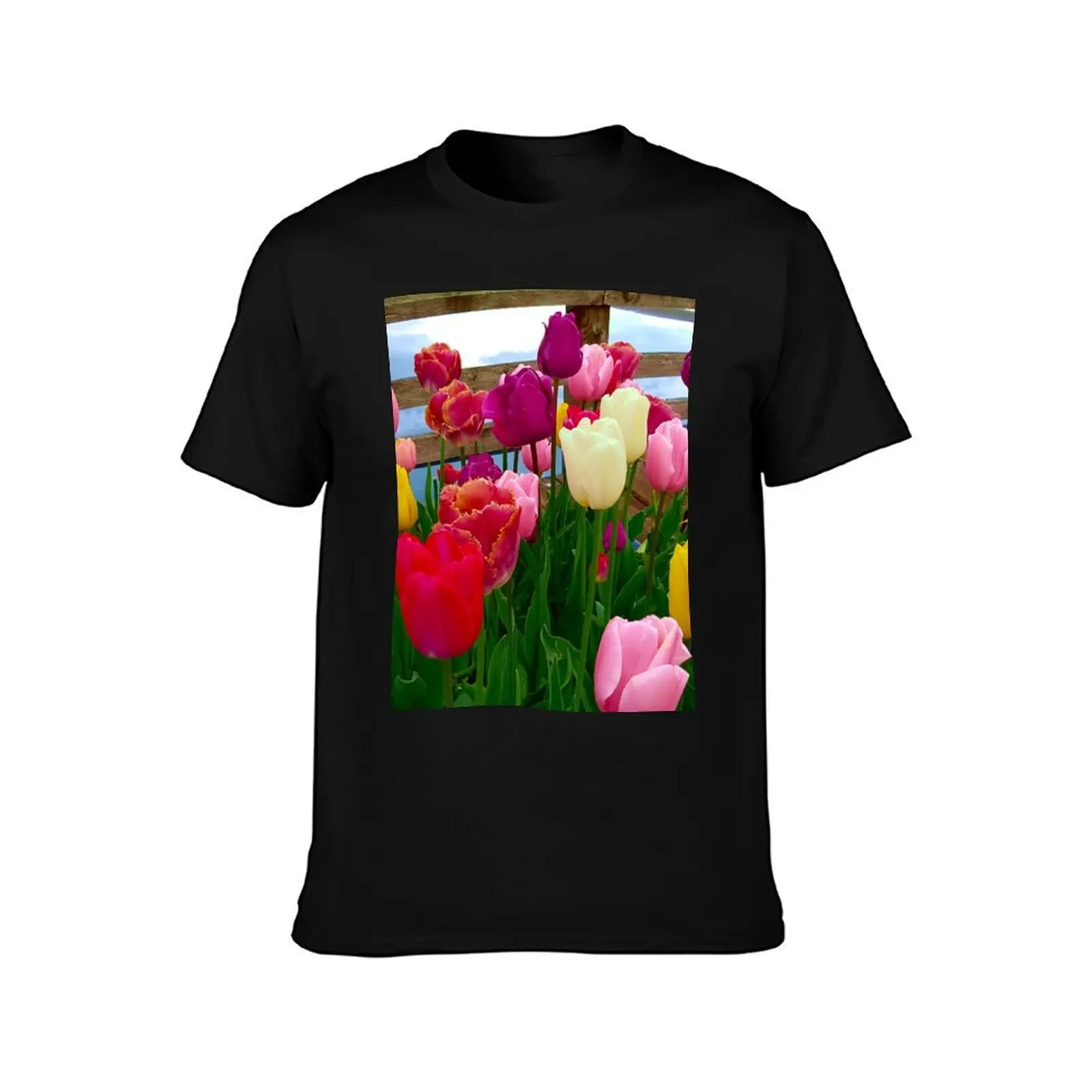 Tulip assortment by the lake T-Shirt Summer Casual Cotton Tee Oversized Streetwear Tops Vintage Graphic Print 100% Cotton