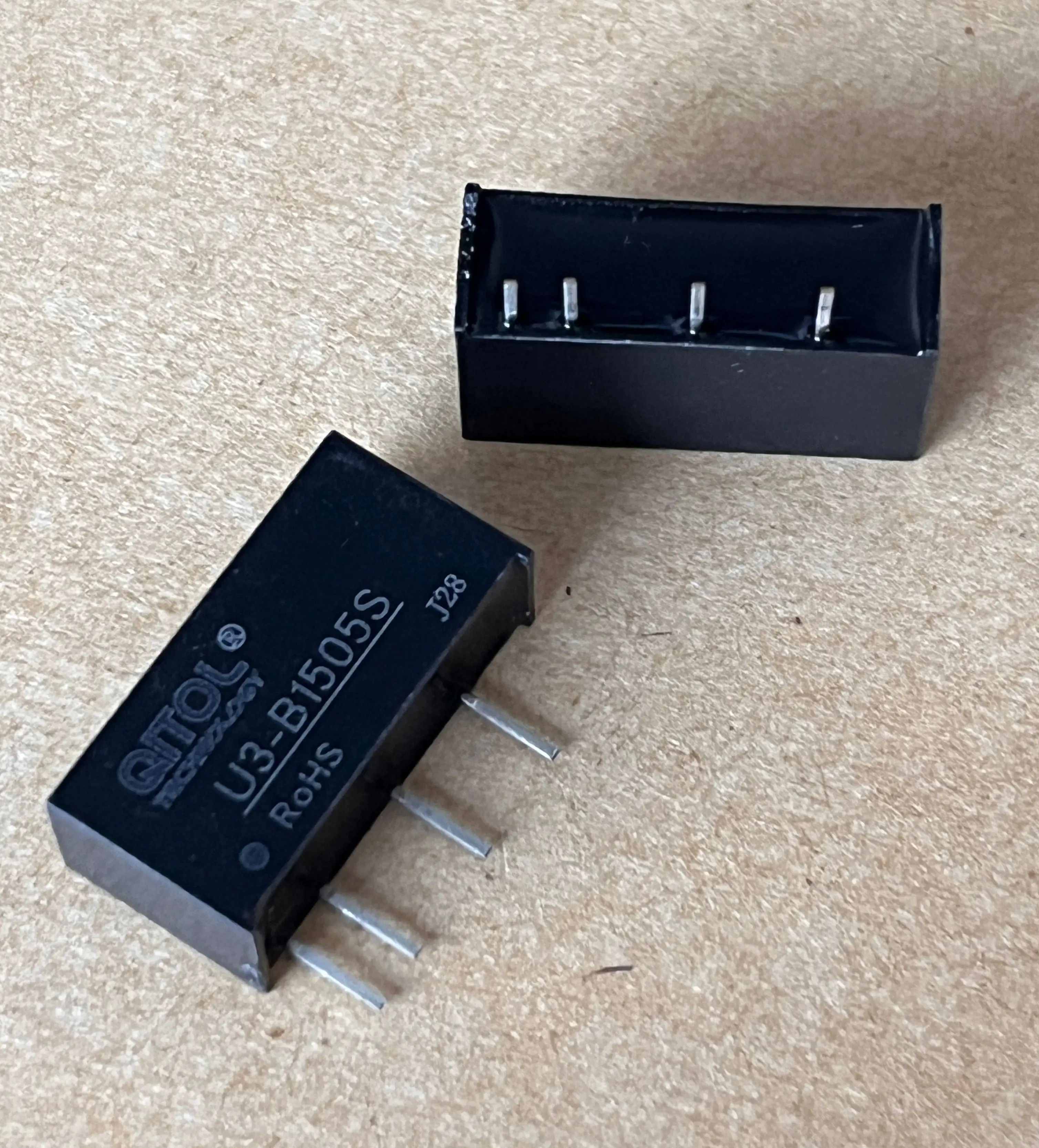 

3W U3-B1505S B1505S-3WR3 DC-DC POWER CONVERTER Switching Step-Down 5VDC Miniature Disconnector Module Isolated DC-DC Power
